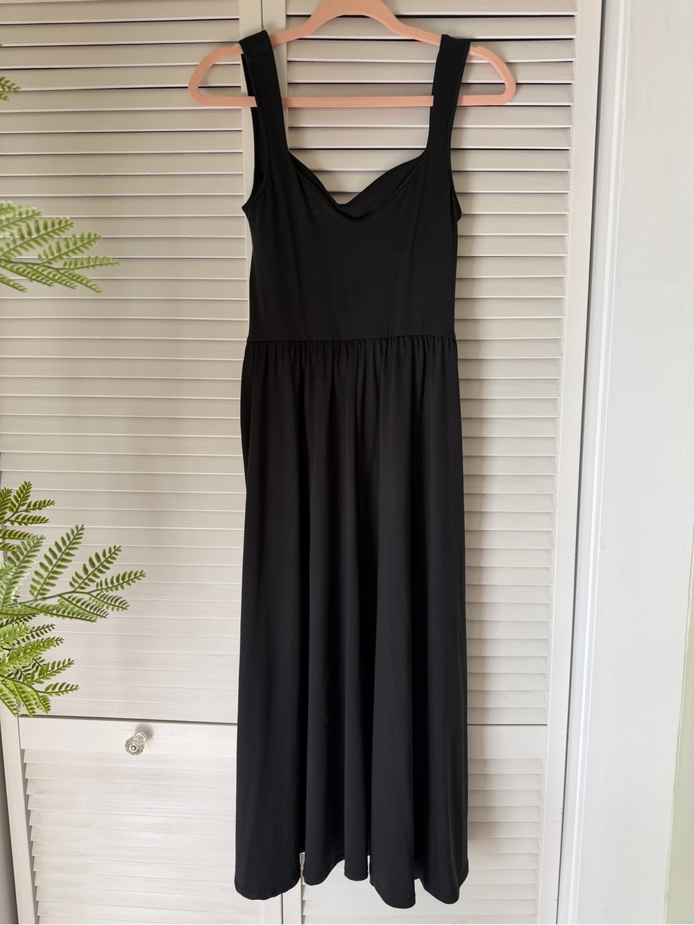 Halara Built in bra Black Sleeveless Midi Dress - Picture 6 of 8